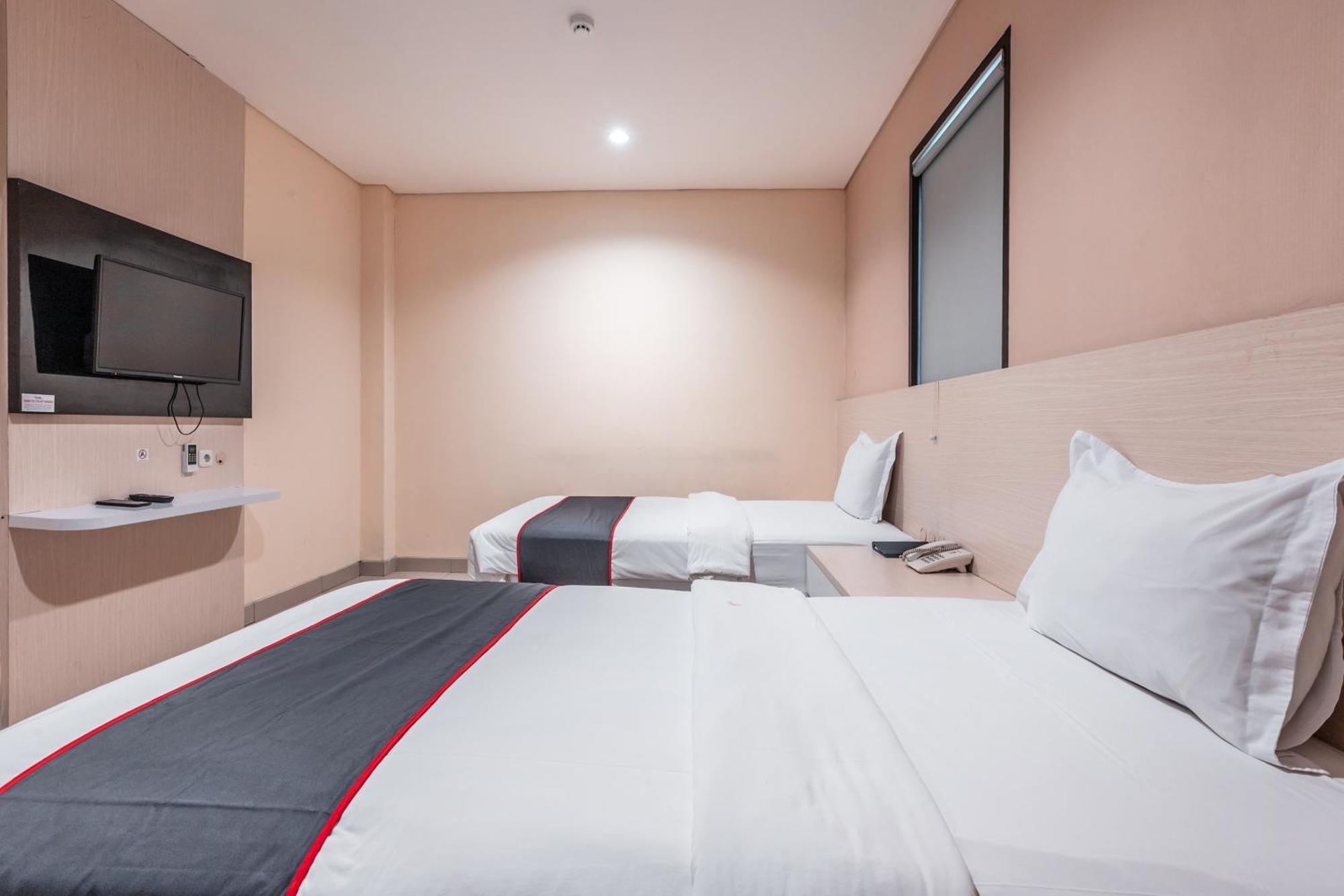 Collection O Hotel Igloo Bekasi Exterior foto