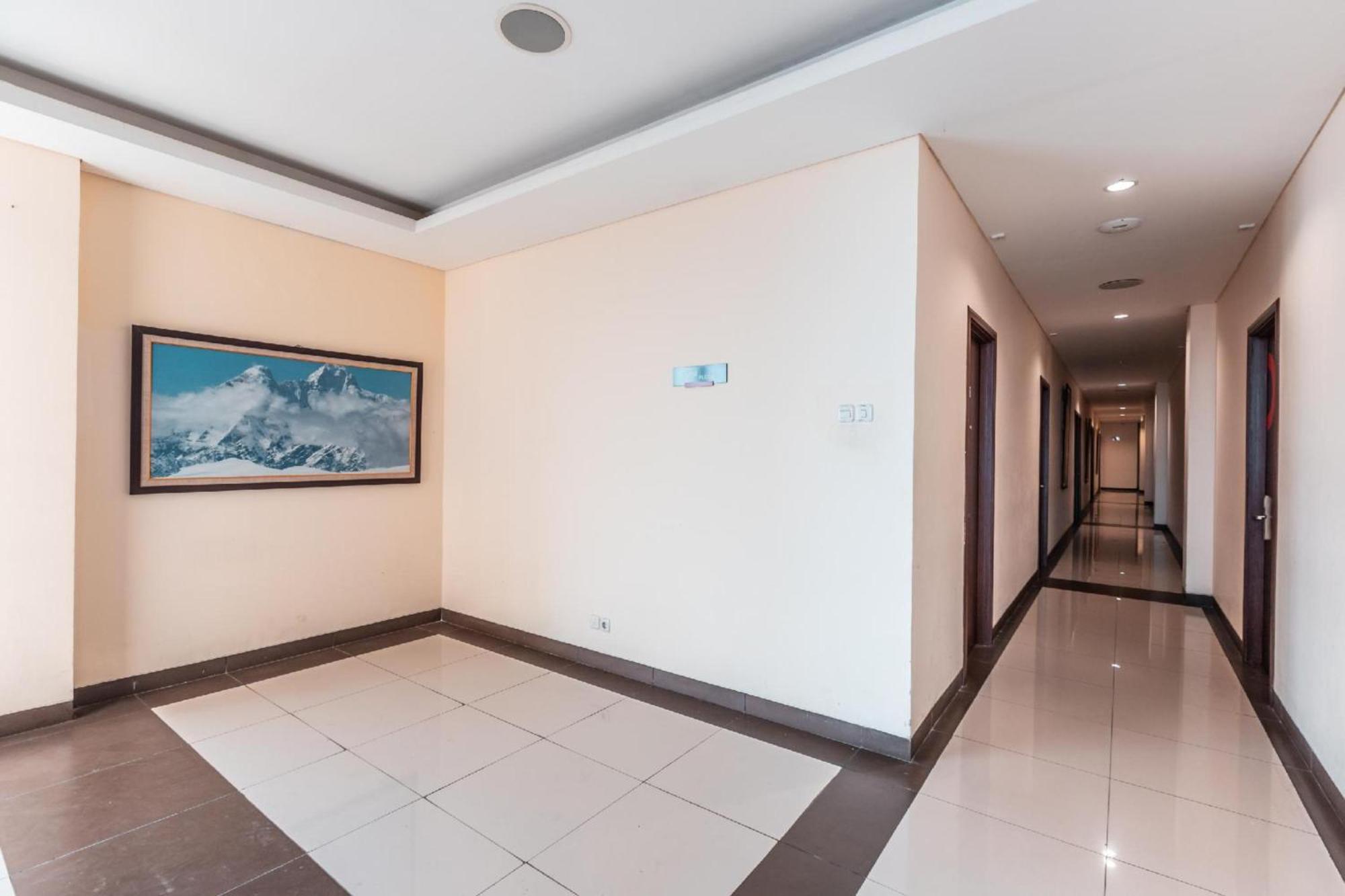 Collection O Hotel Igloo Bekasi Exterior foto