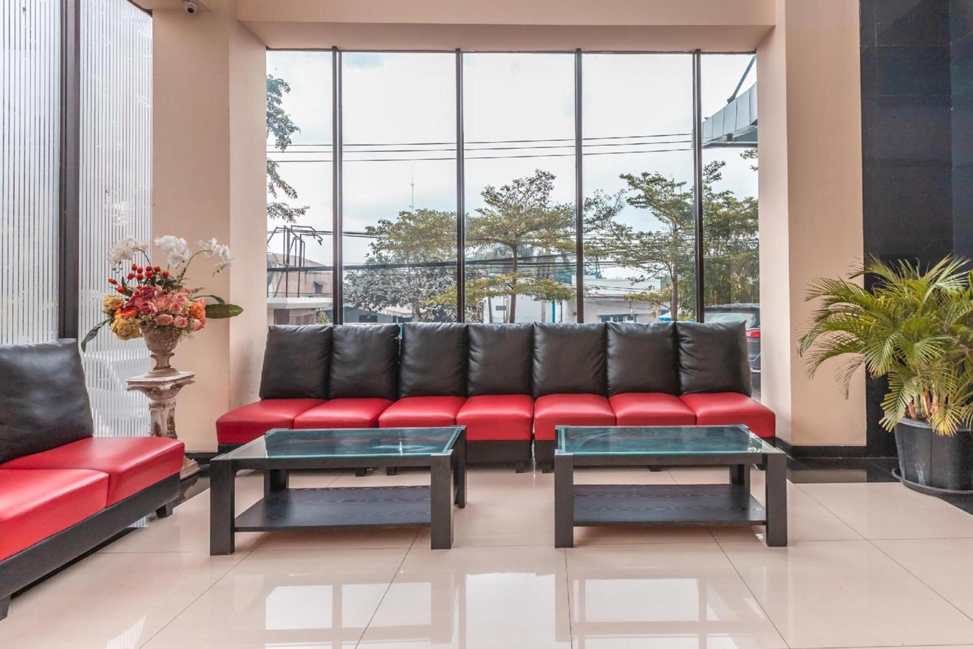 Collection O Hotel Igloo Bekasi Exterior foto