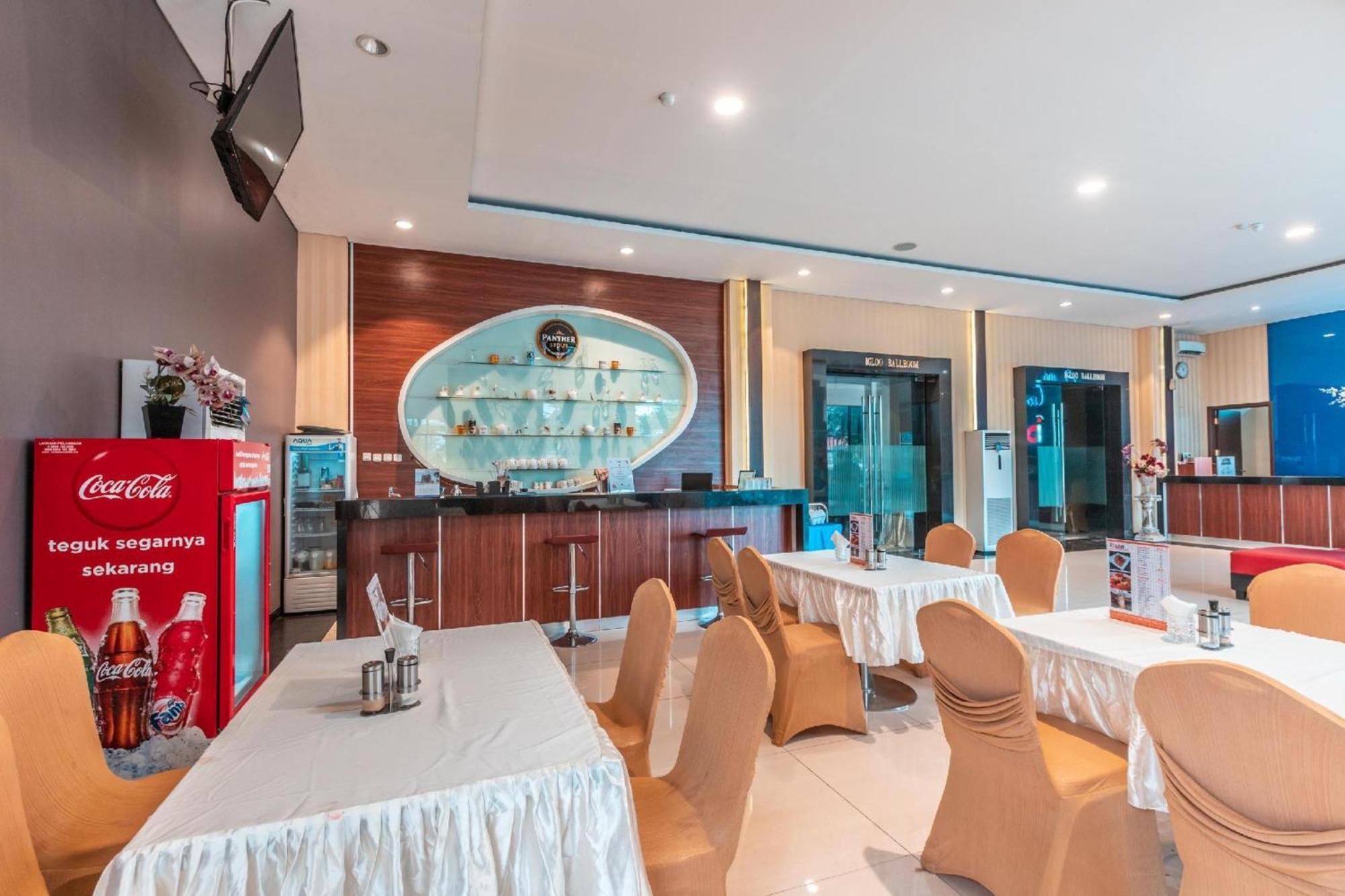 Collection O Hotel Igloo Bekasi Exterior foto