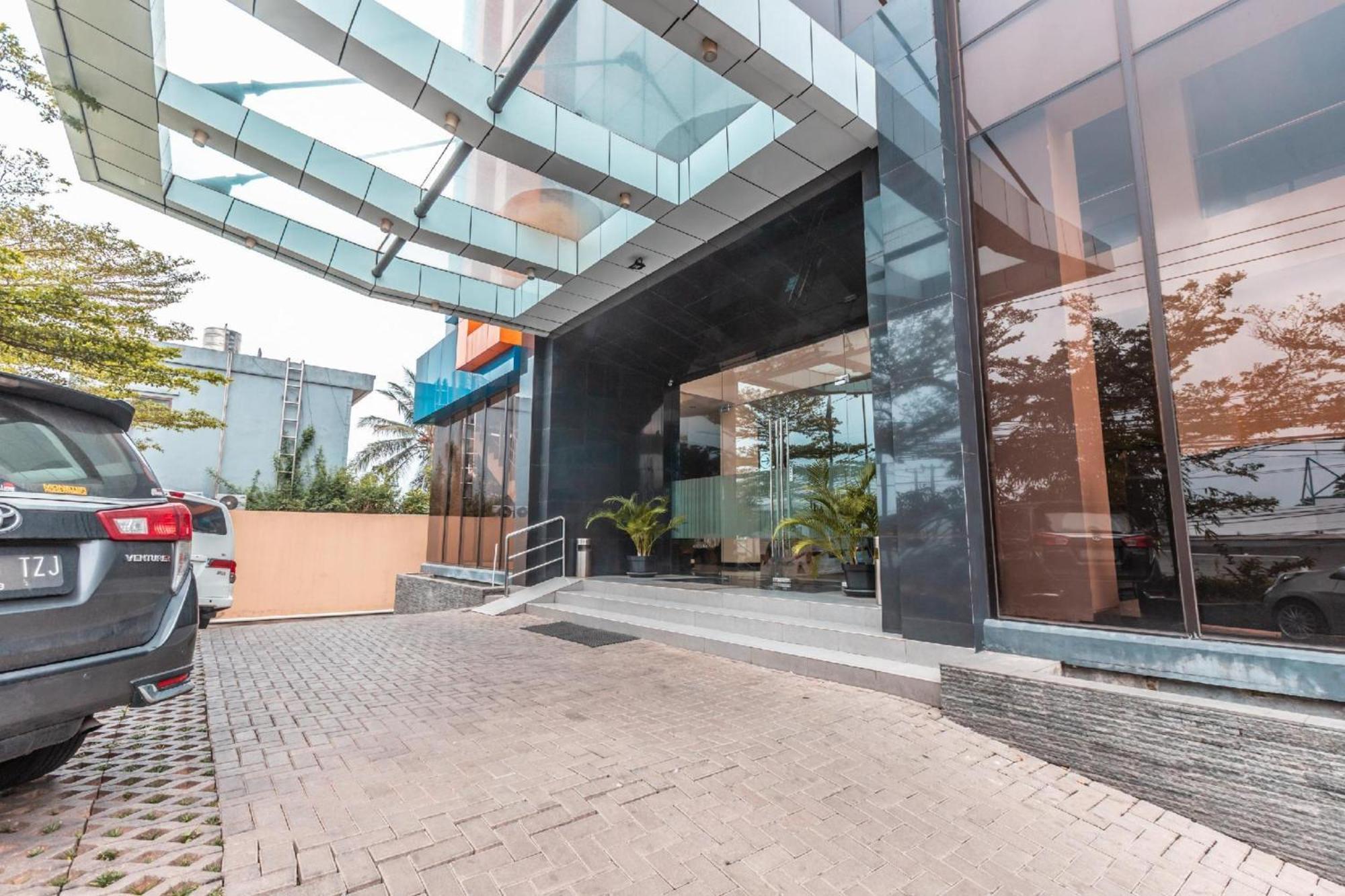Collection O Hotel Igloo Bekasi Exterior foto